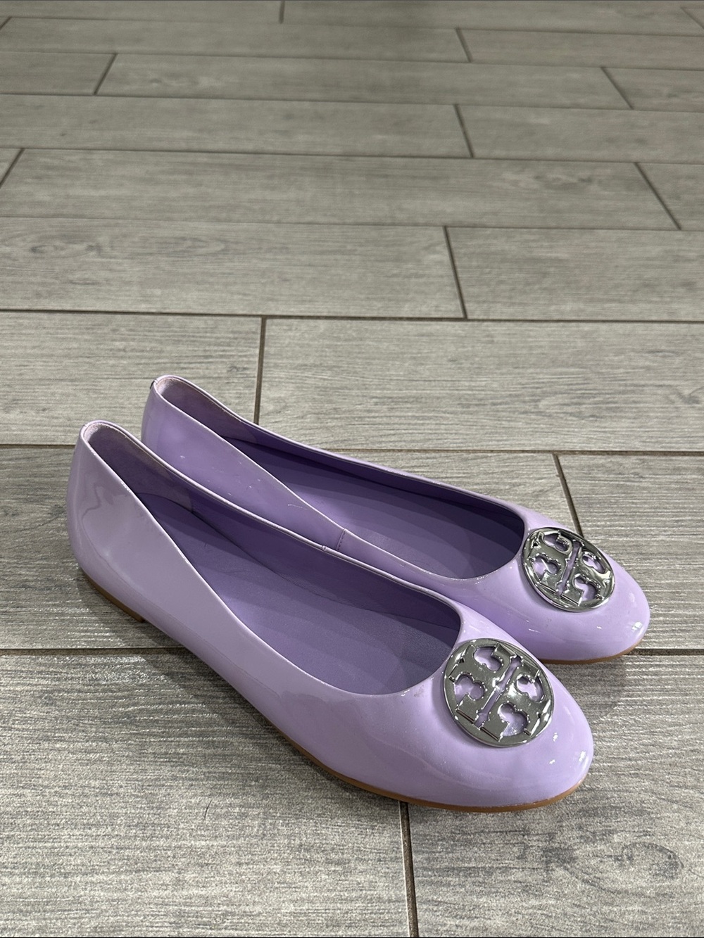 Tory Burch Minnie Travel Ballet Flats Lavender Patent Logo Shoes 10.5